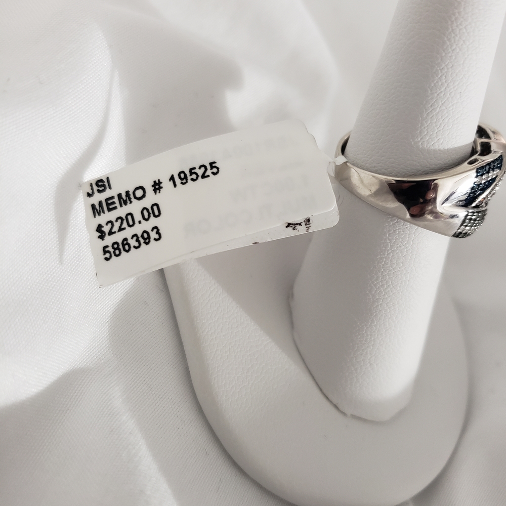 Ornate Gold and Black Women's Ring - Picture 9 of 10